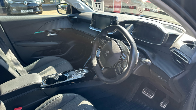 Peugeot 208 1.2 PureTech 130 Allure Premium + 5dr EAT8 Petrol Hatchback